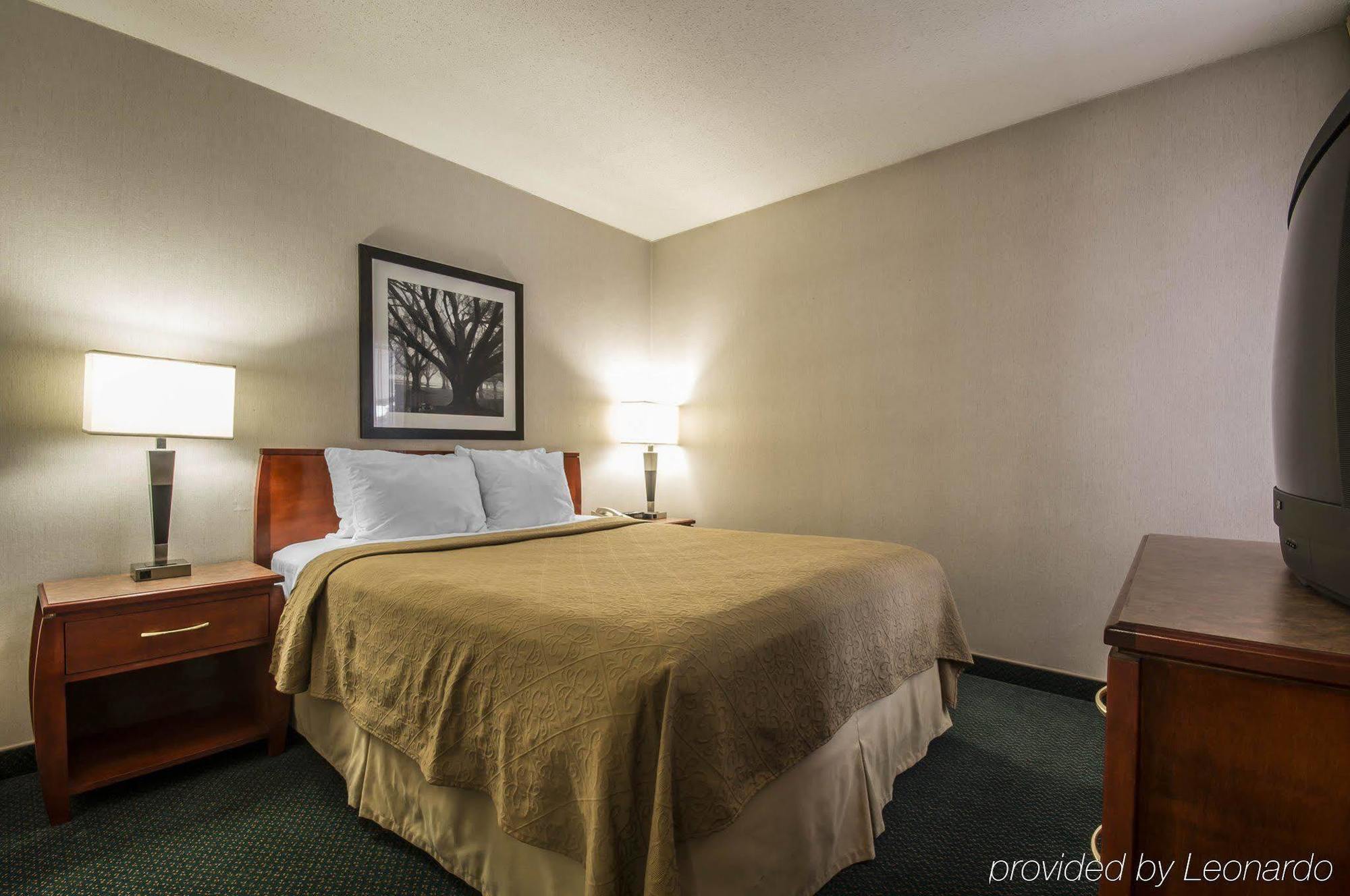 Art Infiniti Hotel Pitt Meadows Exterior foto