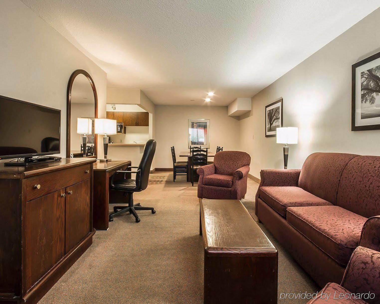 Art Infiniti Hotel Pitt Meadows Exterior foto